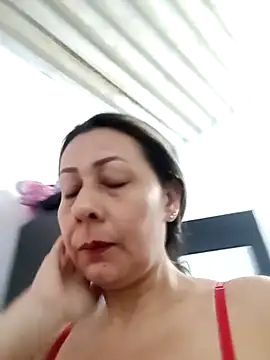 Snapshot of Mia-funny20 chatting on 02.20.25 Mia-funny20 online show from 02.20.25