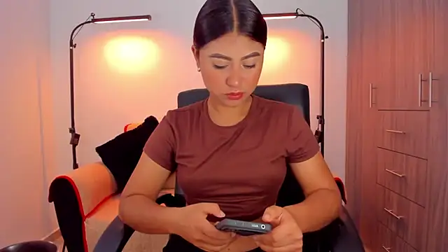 Snapshot of cloy_baby__ chatting on 12.05.25 cloy baby online show from 12.05.25