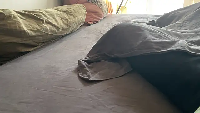 Snapshot of kameray12 chatting on 03.05.25 kameray12 online show from 03.05.25