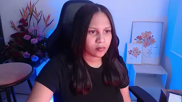 Snapshot of Beamber_ chatting on 02.22.25 Beamber  online show from 02.22.25