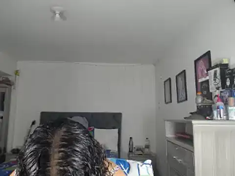 Snapshot of Corina_hot chatting on 12.26.24 Corina hot online show from 12.26.24