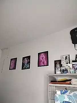 Snapshot of Corina_hot chatting on 01.10.25 Corina hot online show from 01.10.25