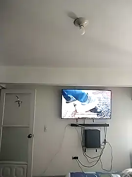 Snapshot of Corina_hot chatting on 01.15.25 Corina hot online show from 01.15.25