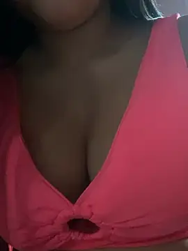 Snapshot of Manoelagatinhas23 chatting on 02.07.25 Manoelagatinhas23 online show from 02.07.25