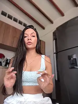 Snapshot of Sammantha_Grey chatting on 03.03.25 Sammantha Grey online show from 03.03.25