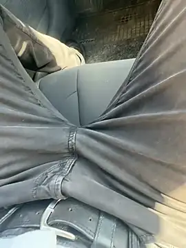 Snapshot of hotisraeli chatting on 01.15.25 hotisraeli online show from 01.15.25