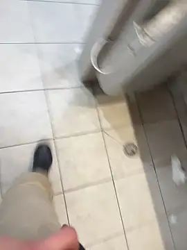 Snapshot of hotisraeli chatting on 01.26.25 hotisraeli online show from 01.26.25