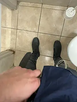 Snapshot of hotisraeli chatting on 03.11.25 hotisraeli online show from 03.11.25