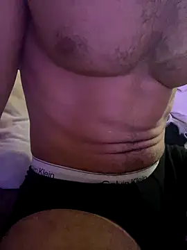 Snapshot of hotisraeli chatting on 10.10.25 hotisraeli online show from 10.10.25