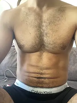 Snapshot of hotisraeli chatting on 10.11.25 hotisraeli online show from 10.11.25