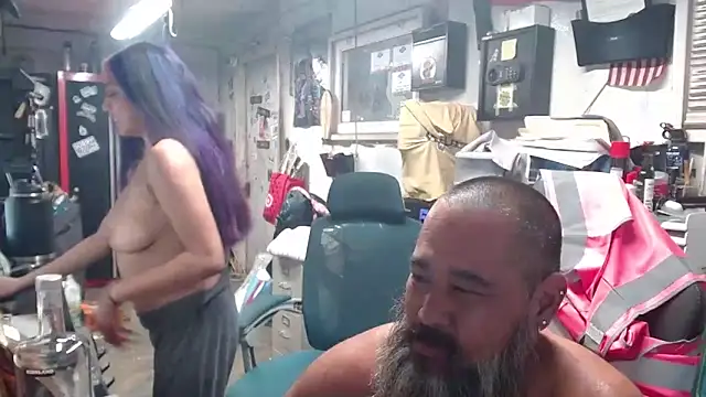 Snapshot of tmoc6693 chatting on 12.02.25 tmoc6693 online show from 12.02.25