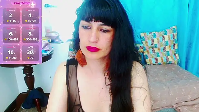 Snapshot of cristina_connor chatting on 10.16.25 cristina connor online show from 10.16.25