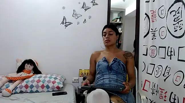 Snapshot of golositha29 chatting on 02.21.25 golositha29 online show from 02.21.25