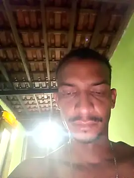 Snapshot of Ursonego chatting on 11.02.25 Ursonego online show from 11.02.25