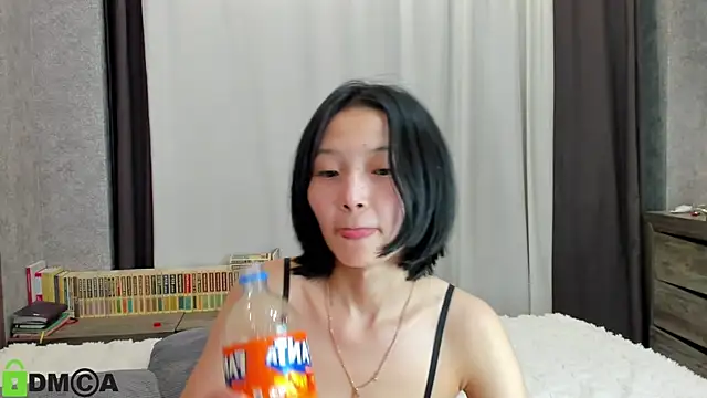 Snapshot of ailey_chao chatting on 01.19.25 ailey chao online show from 01.19.25