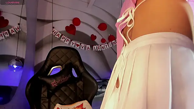 IamNayuta online show from 02.21.25