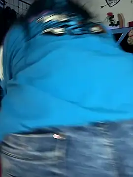 1lovelygirls online show from 11.18.25