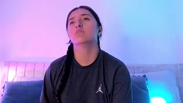 Kathia Morelli online show from 02.10.25