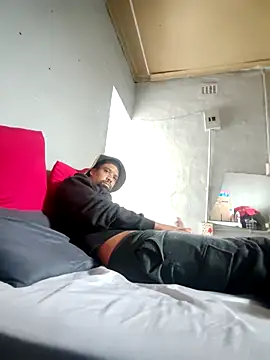 Snapshot of Tigermanboy chatting on 03.03.25 Tigermanboy online show from 03.03.25