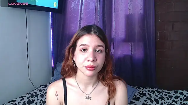 Snapshot of candypaint_7u7 chatting on 01.05.25 candypaint 7u7 online show from 01.05.25