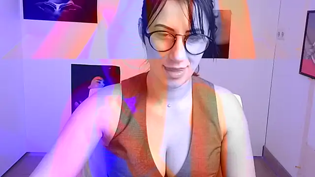 Loren Moa online show from 01.18.25