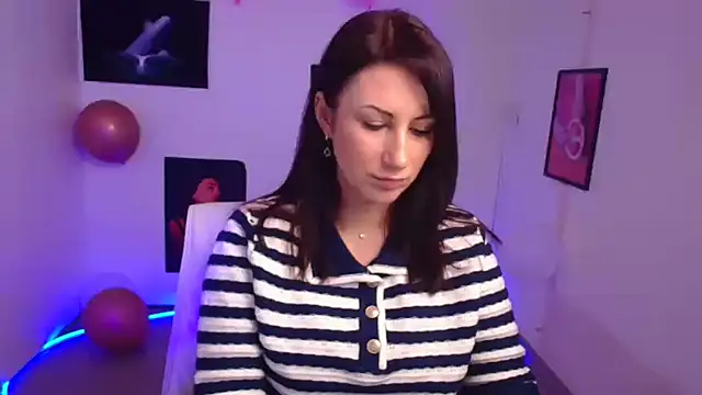 Loren Moa online show from 03.19.25