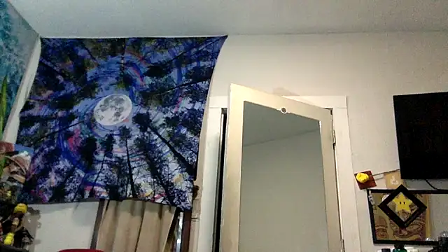 Snapshot of Robriguezxxx chatting on 12.13.24 Robriguezxxx online show from 12.13.24