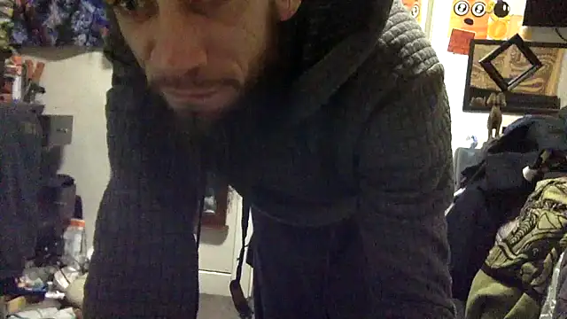 Snapshot of Robriguezxxx chatting on 01.21.25 Robriguezxxx online show from 01.21.25