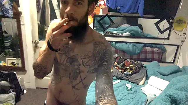 Snapshot of Robriguezxxx chatting on 03.19.25 Robriguezxxx online show from 03.19.25