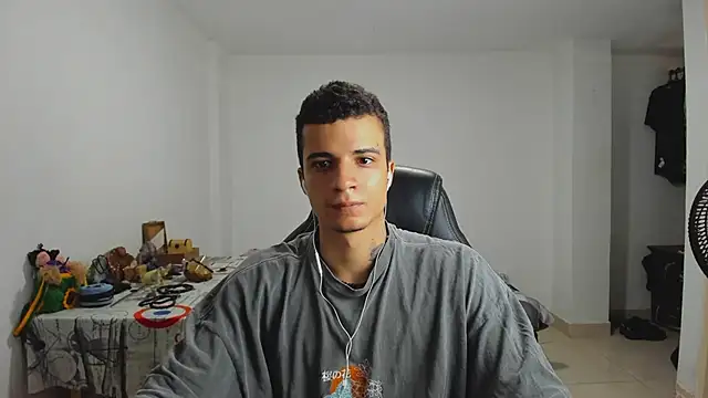 Snapshot of Balo_lovers chatting on 01.15.25 Balo lovers online show from 01.15.25