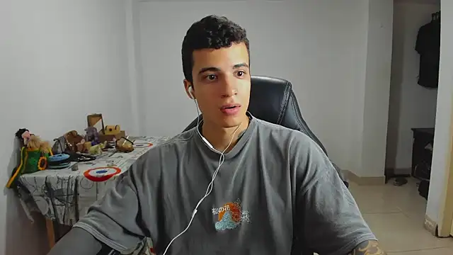 Snapshot of Balo_lovers chatting on 01.19.25 Balo lovers online show from 01.19.25