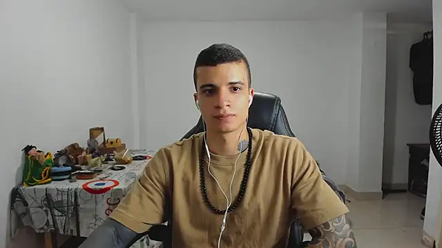 Snapshot of Balo_lovers chatting on 01.23.25 Balo lovers online show from 01.23.25