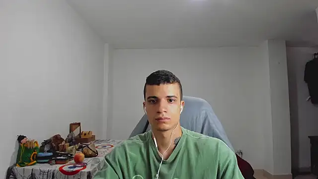 Snapshot of Balo_lovers chatting on 01.25.25 Balo lovers online show from 01.25.25