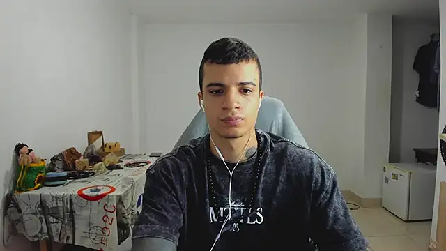 Snapshot of Balo_lovers chatting on 02.06.25 Balo lovers online show from 02.06.25