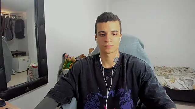 Snapshot of Balo_lovers chatting on 02.11.25 Balo lovers online show from 02.11.25