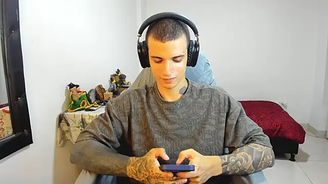 Snapshot of Balo_lovers chatting on 03.20.25 Balo lovers online show from 03.20.25