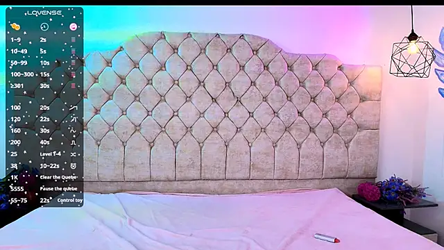 Victoria Adams14 online show from 02.15.25