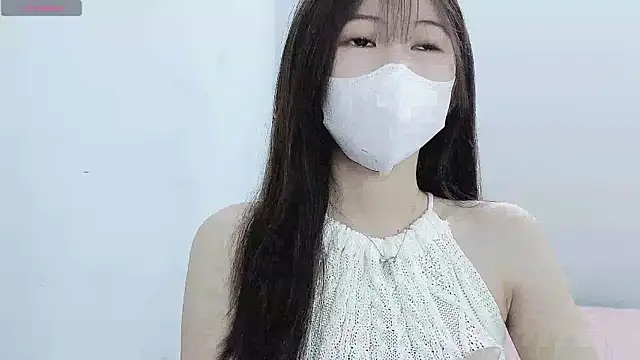 tanhxiu online show from 12.15.24