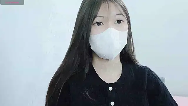 tanhxiu online show from 12.15.24