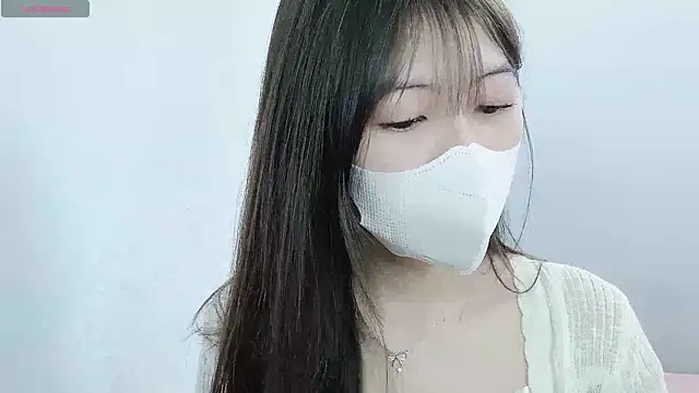 tanhxiu online show from 12.16.24