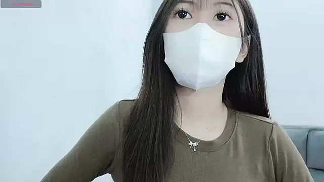 tanhxiu online show from 12.16.24