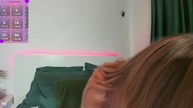 zoey marie online show from 03.16.25