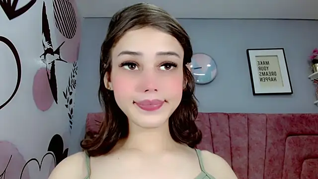 Snapshot of ValeriaAguilar chatting on 01.09.25 ValeriaAguilar online show from 01.09.25