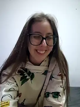 Snapshot of Sarah459 chatting on 01.08.25 Sarah459 online show from 01.08.25