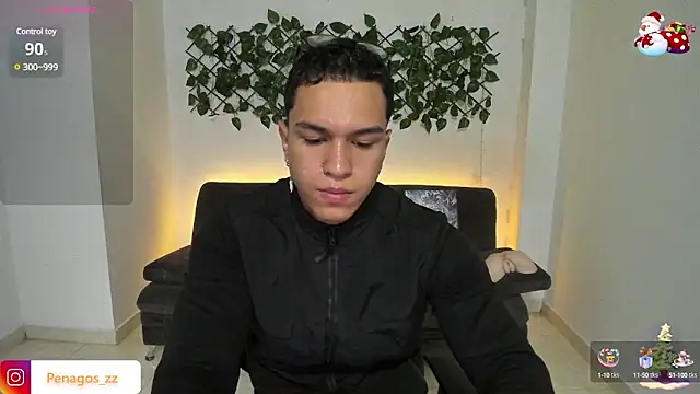 Snapshot of Taylor_John chatting on 12.15.24 Taylor John online show from 12.15.24