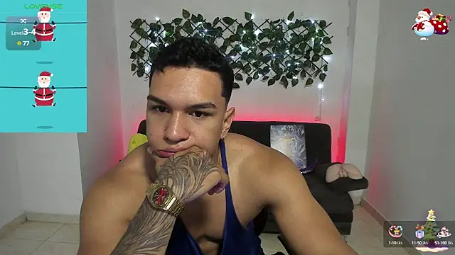 Snapshot of Taylor_John chatting on 12.18.24 Taylor John online show from 12.18.24
