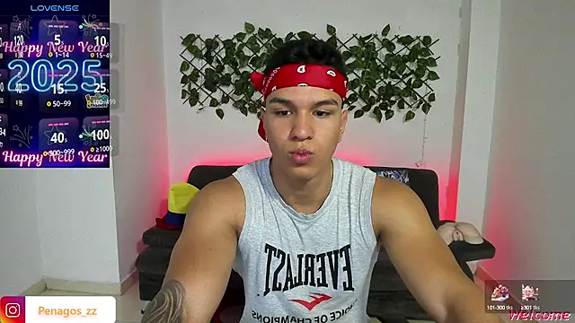 Snapshot of Taylor_John chatting on 01.03.25 Taylor John online show from 01.03.25
