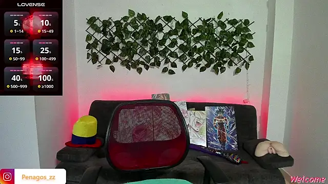 Snapshot of Taylor_John chatting on 01.05.25 Taylor John online show from 01.05.25