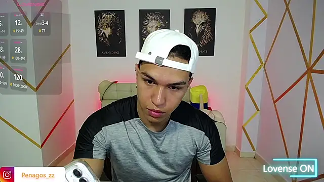 Snapshot of Taylor_John chatting on 01.21.25 Taylor John online show from 01.21.25