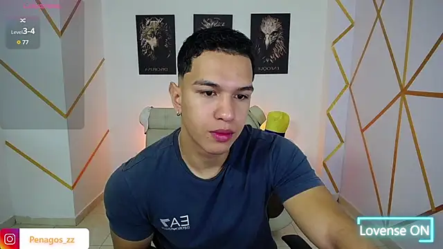 Snapshot of Taylor_John chatting on 02.12.25 Taylor John online show from 02.12.25